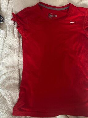 Red Nike women’s dri fit top size xs